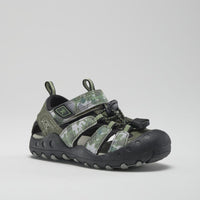 OLIVE,OLIVE : Crab Print - Kids' Closed-Toe Sandals Main View